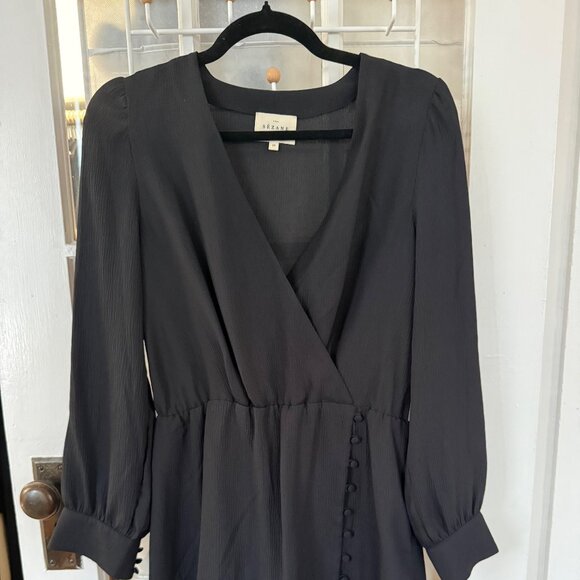 Sezane Shirine Dress Noir. - Size 38/US 6 (NWOT but a broken button loop) - Picture 6 of 7
